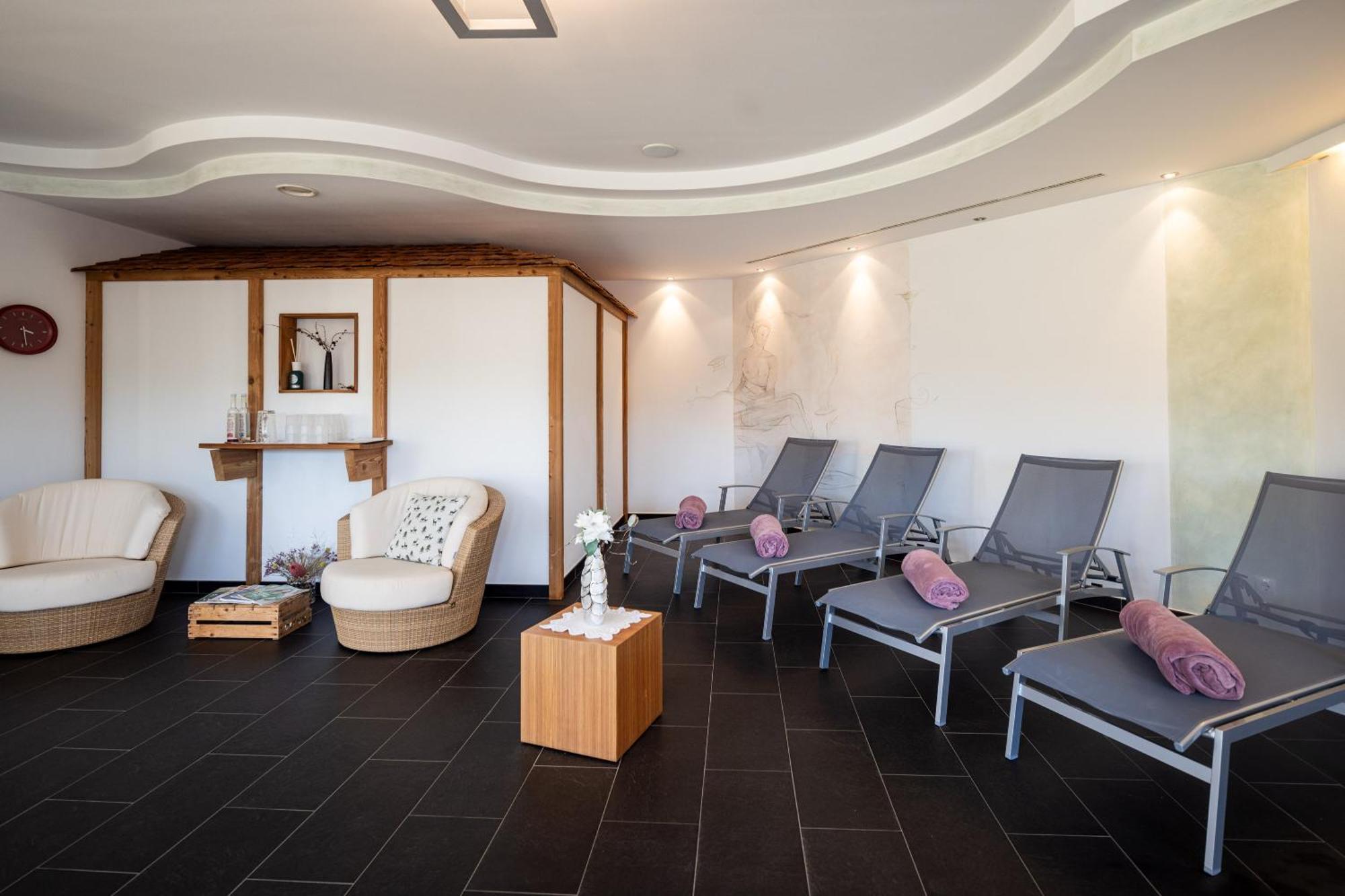 Garni Jasmin Bed & Breakfast Castelrotto Exterior photo